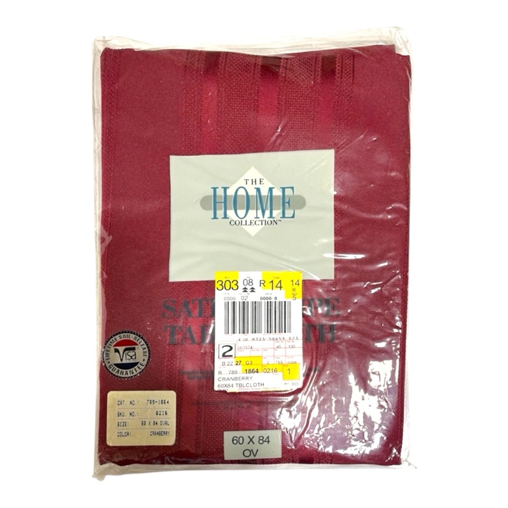 Home Collection New Cranberry Stain-Resistant Tablecloth - Picture 2 of 6